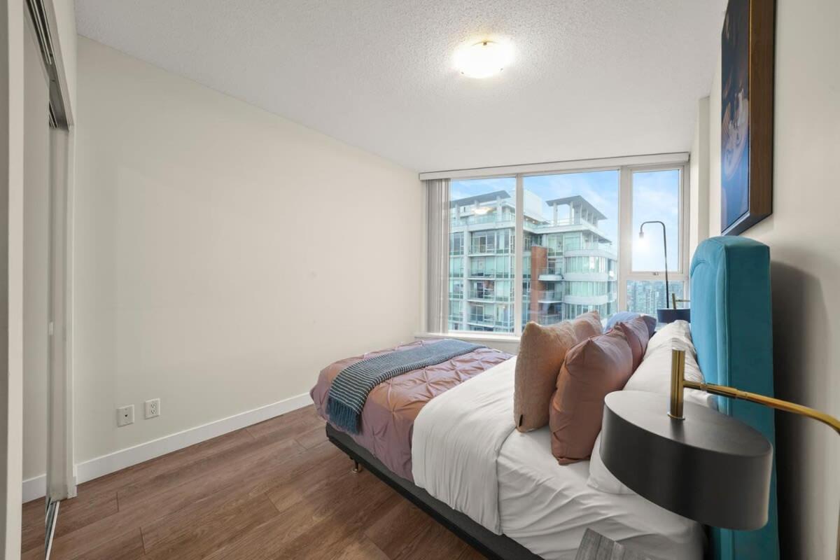 Dazzling Condo By Stadium Downtown With Free Parking Ванкувер Екстер'єр фото