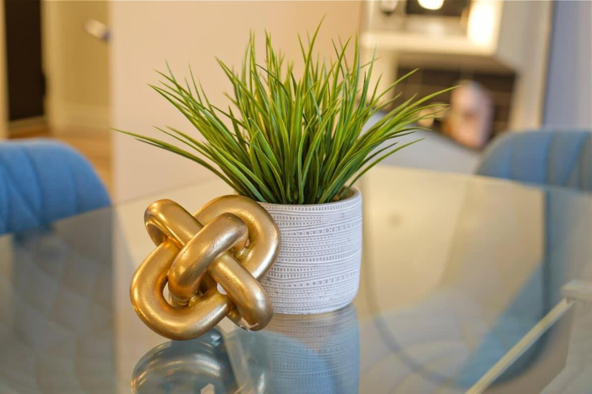 Dazzling Condo By Stadium Downtown With Free Parking Ванкувер Екстер'єр фото