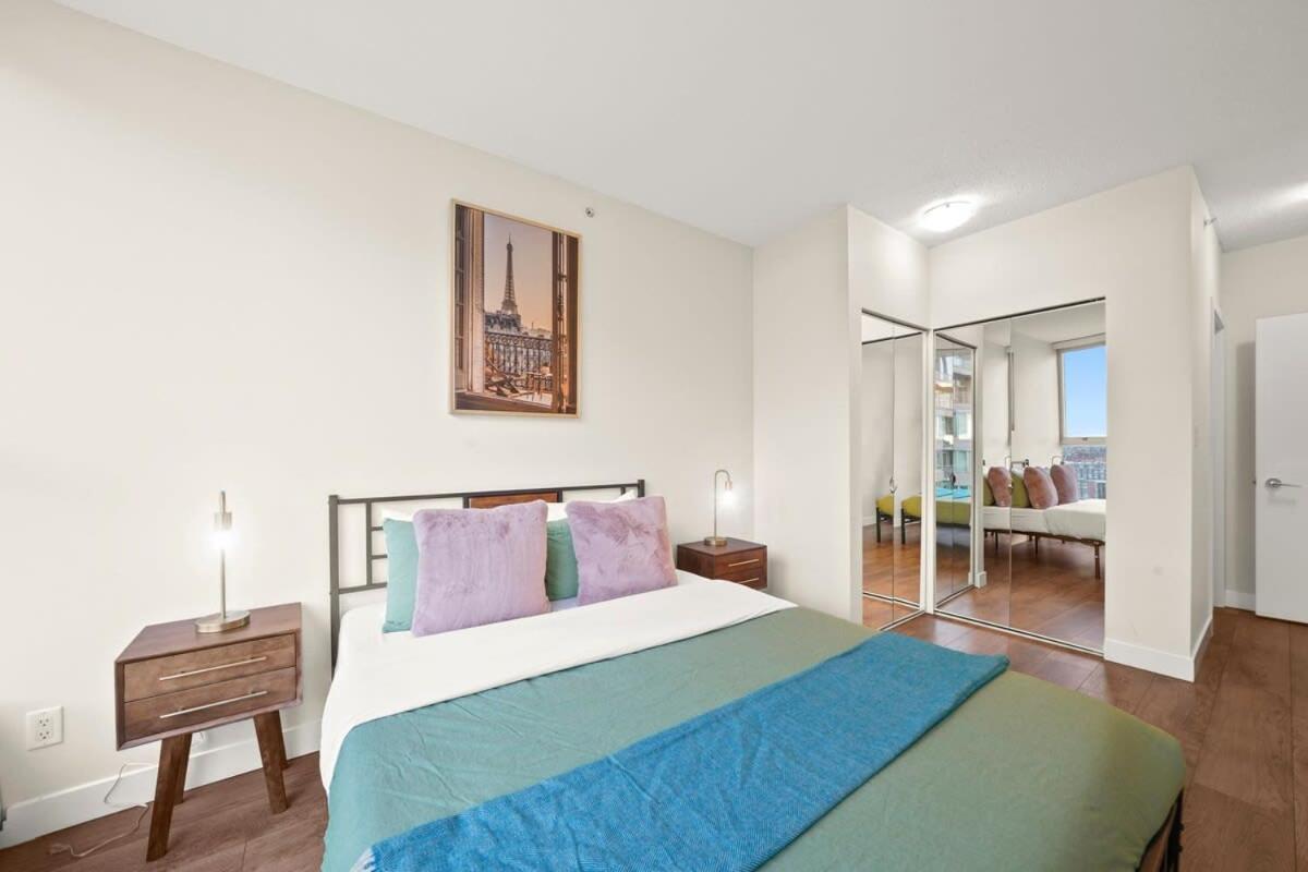 Dazzling Condo By Stadium Downtown With Free Parking Ванкувер Екстер'єр фото