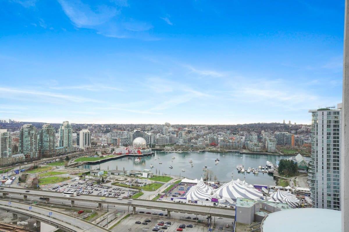 Dazzling Condo By Stadium Downtown With Free Parking Ванкувер Екстер'єр фото